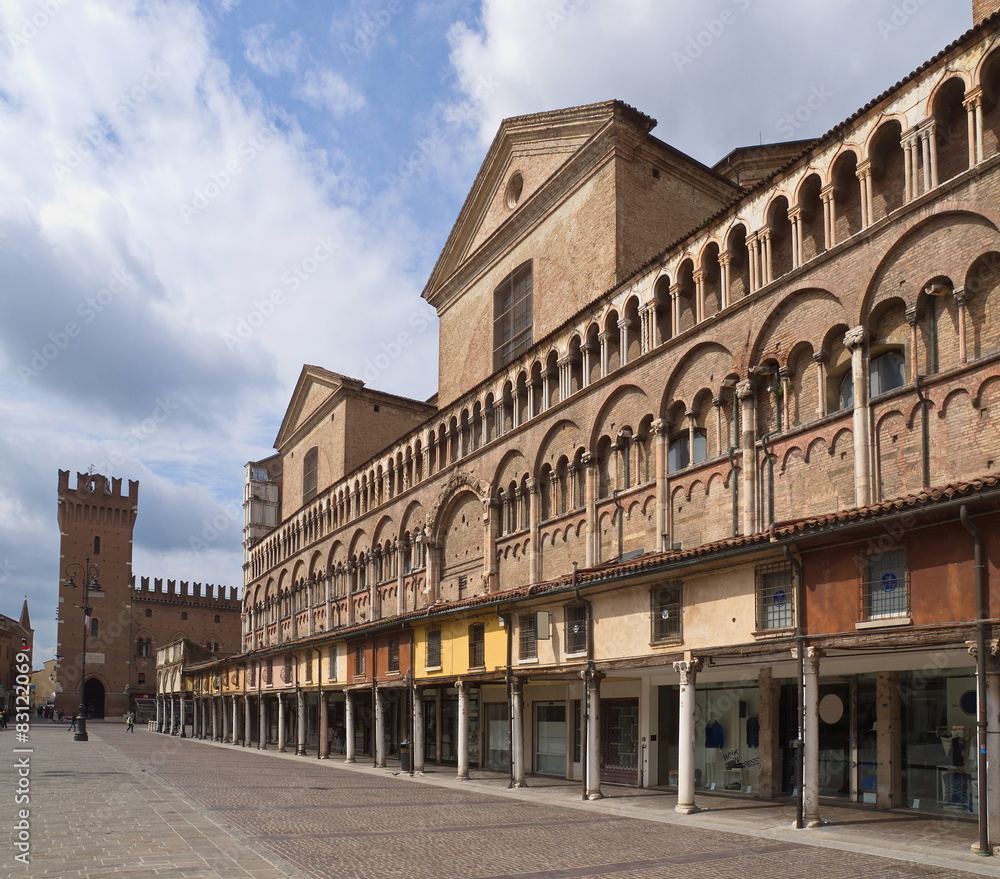 Kathedrale von Ferrara, Loggia dei Merciai, Italien