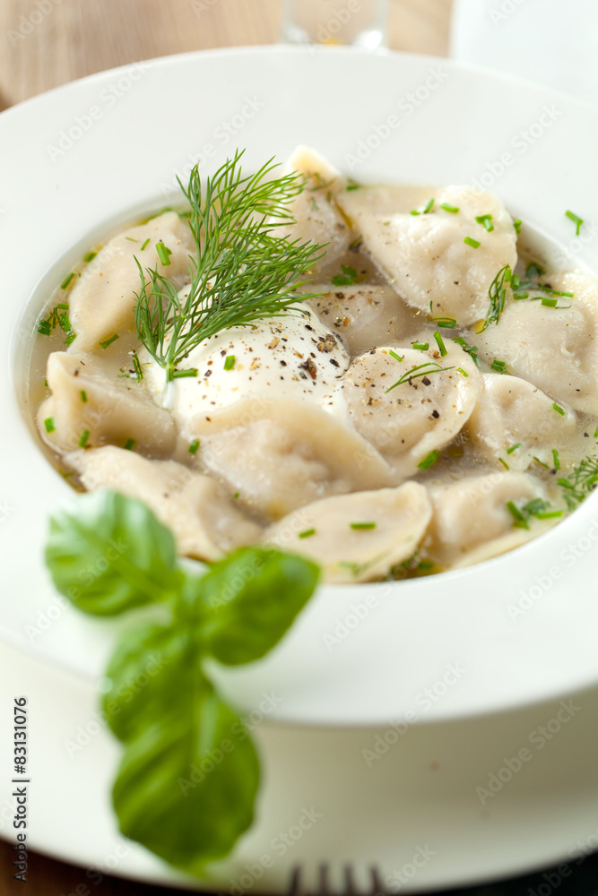Teigtaschen gefühlt mit fleisch Teigtaschen gefühlt mit fleisch