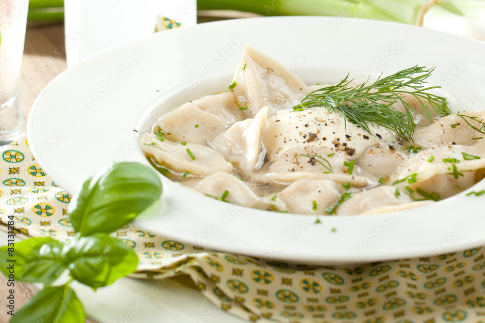 Teigtaschen gefühlt mit fleisch Teigtaschen gefühlt mit fleisch