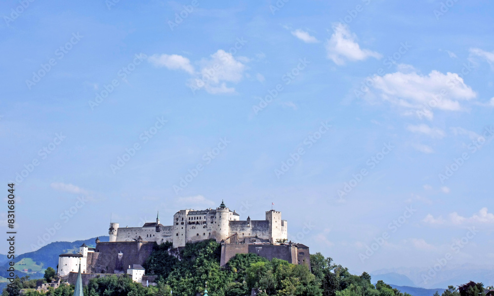Obraz premium Salzburg skyline with Festung Hohensalzburg, Austria