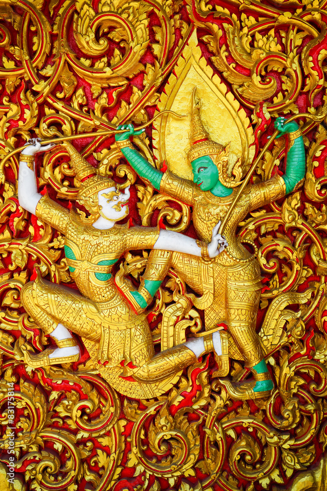 Fototapeta premium Generic Ramayana Thai Art Sculpture
