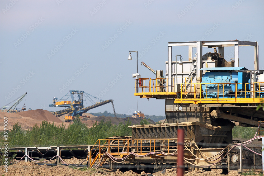 giant excavator working on open coal mine giant excavator working on open coal mine