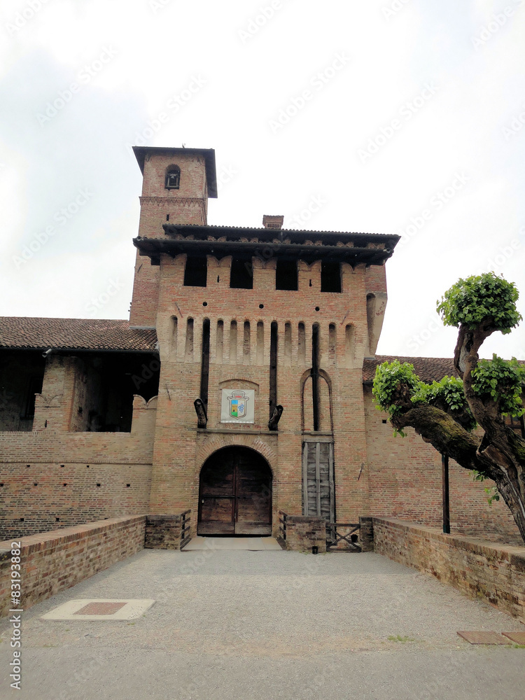 ingresso castello e torre - Pagazzano