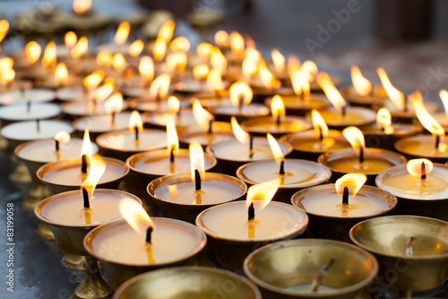 Obraz na płótnie Group of burning candles w salonie