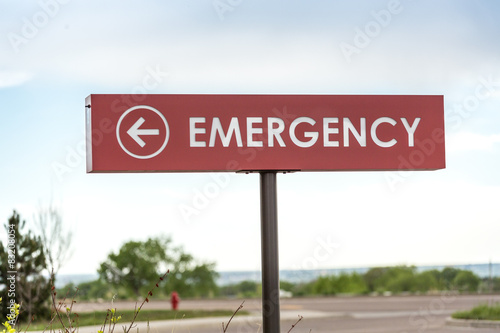Emergency sign leading to the hospital