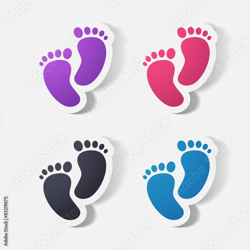Paper clipped sticker: Footprint symbol.