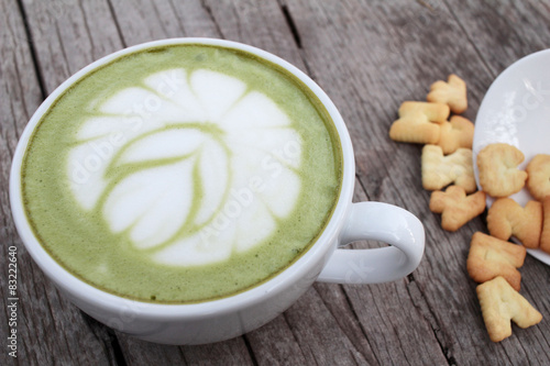 Green tea with milk and crackers delicious © seagames50