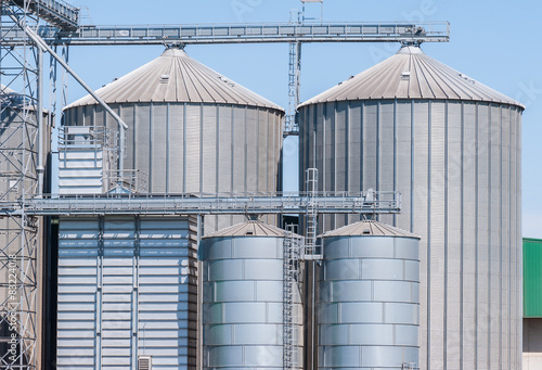 Photos Storage facility cereals, and biogas production