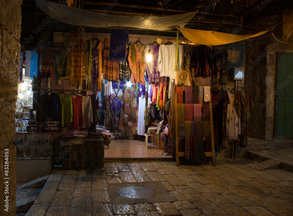 Fototapeta premium Bazaar in old city Jerusalem at night