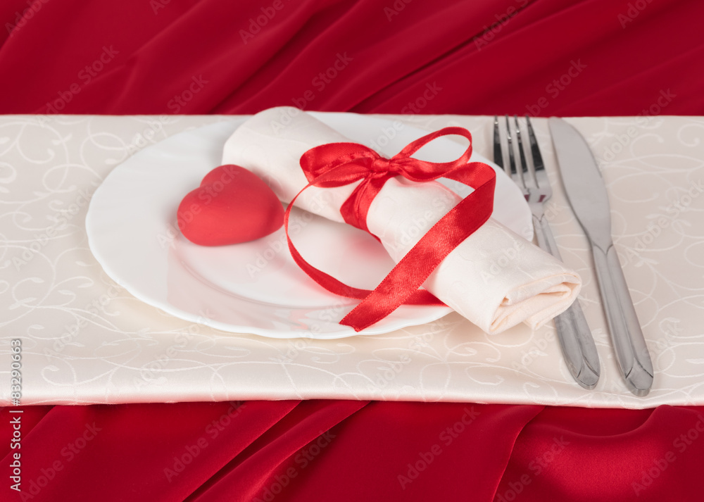 The red heart on plate The red heart on plate