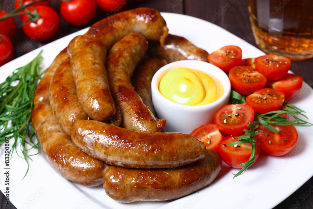 German sausages with tomato and beer