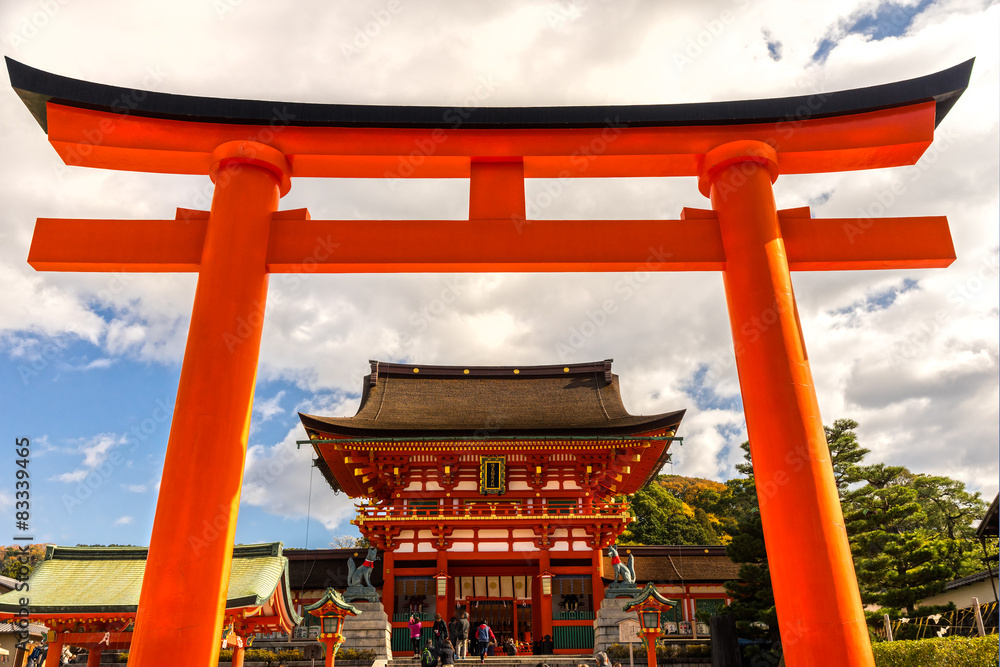 Fototapeta premium Fushimi Inari Taisha Shrine in Kyoto,