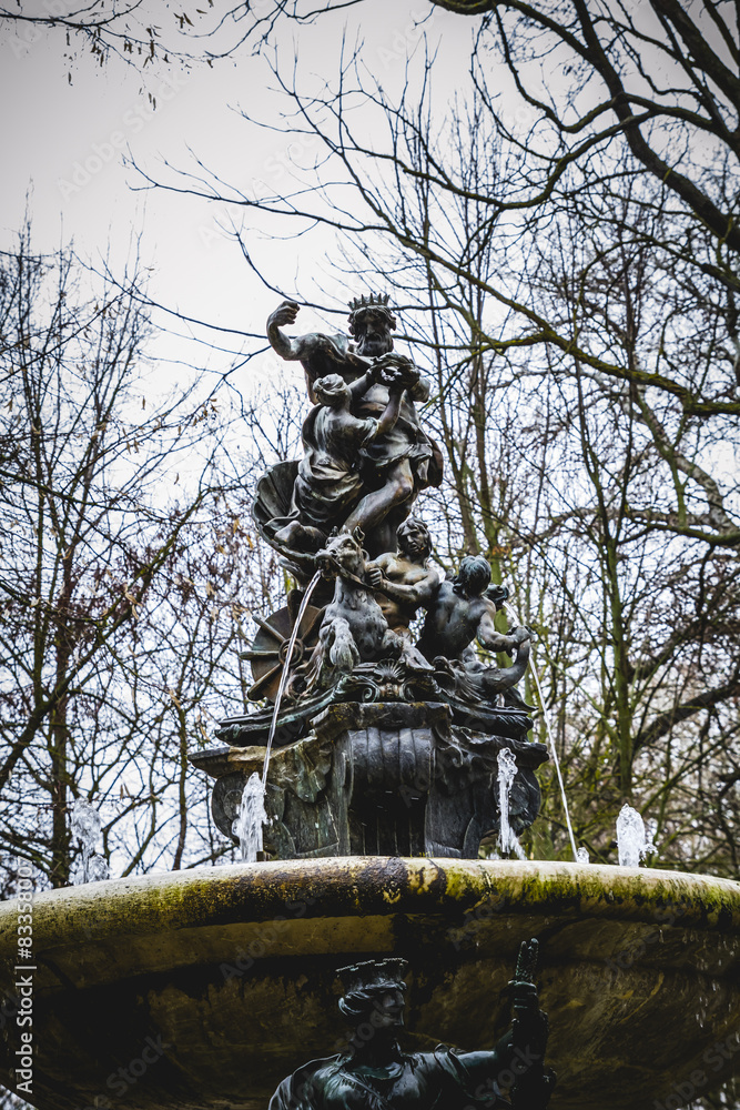 Fototapeta premium classical sources of water in the royal gardens of Aranjuez, Spa