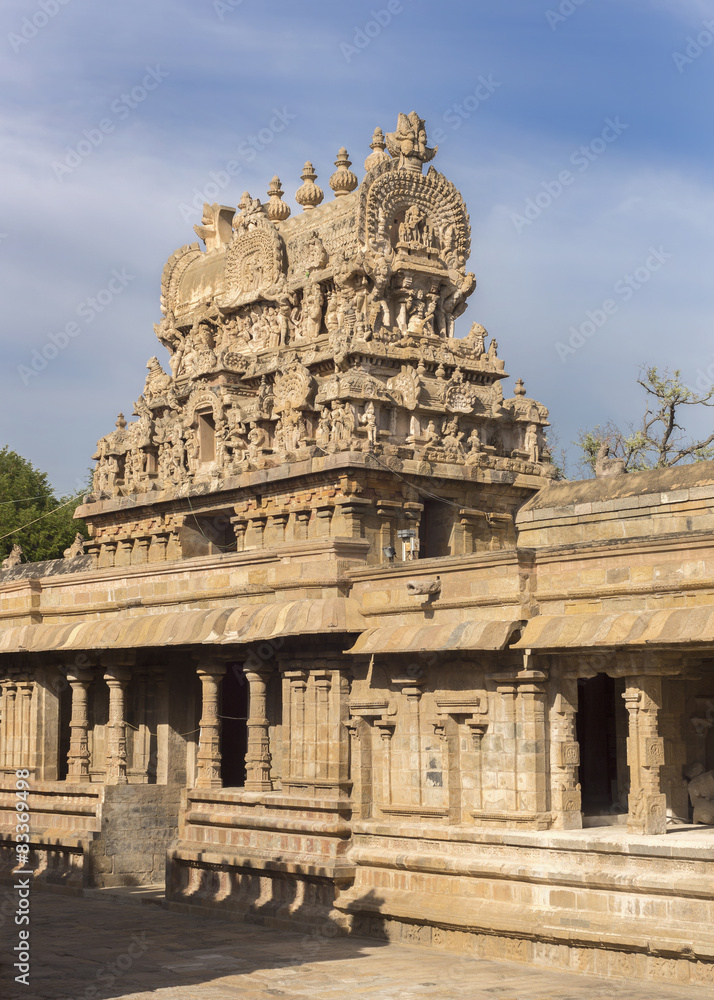 Gopuram above entrance to temple.