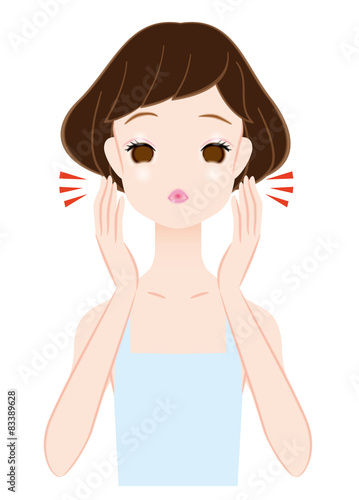 浮腫んだ顔に悩む女性