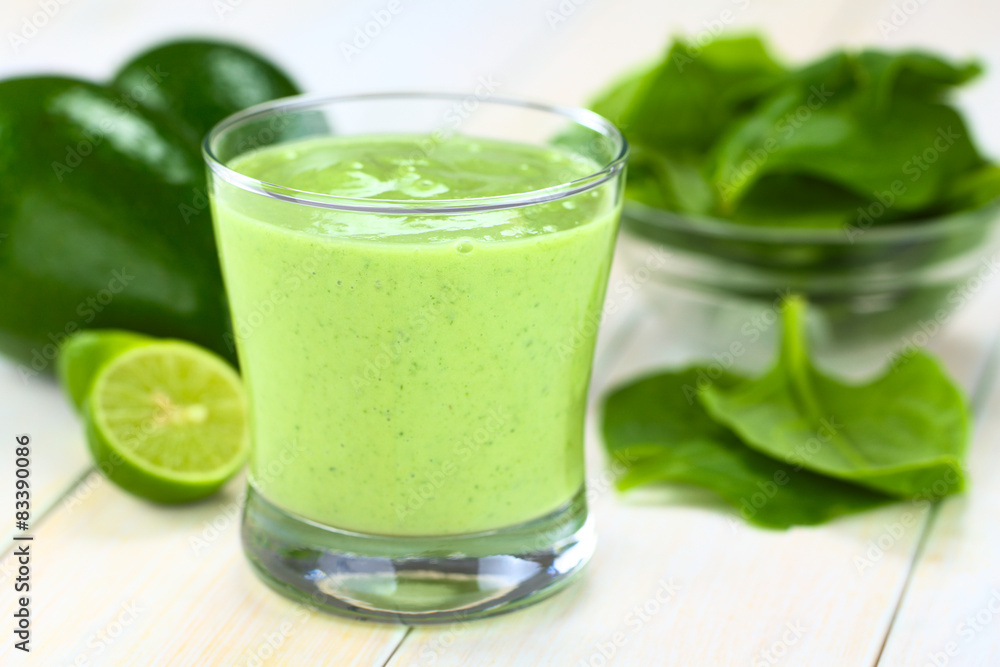 Green avocado, spinach, lime, yogurt smoothie Green avocado, spinach, lime, yogurt smoothie