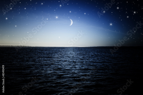 Sternenhimmel über dem Meer