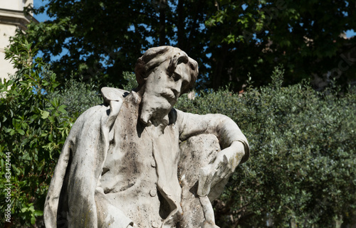 Statue d'Alphonse Daudet, Nîmes photo