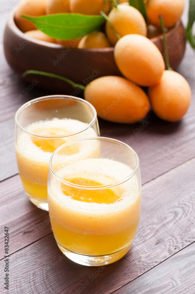 Marian plum juice, Smoothie Marian plum juice, Smoothie
