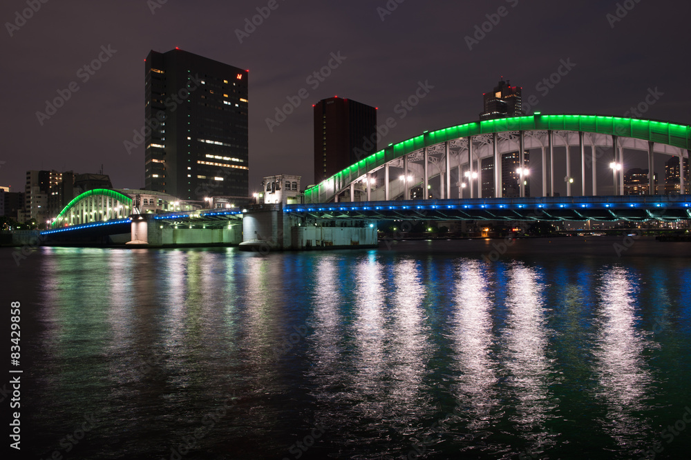 勝鬨橋のライトアップ