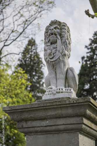 Löwenstatue aus Stein © Daniel Berkmann