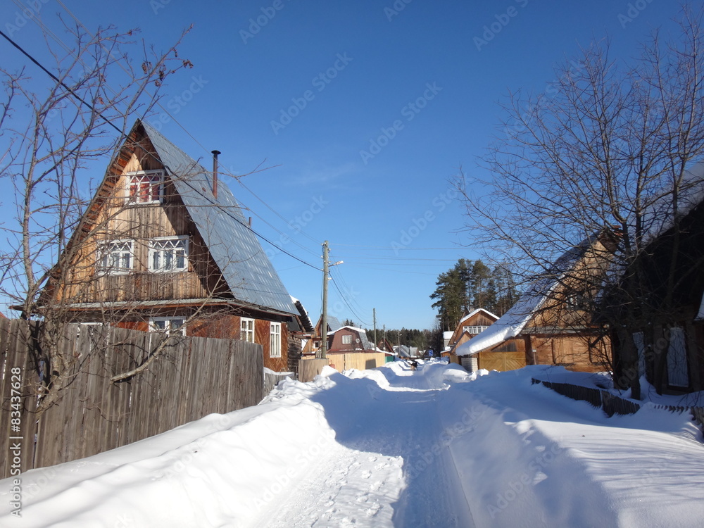 Деревенская улица зимой