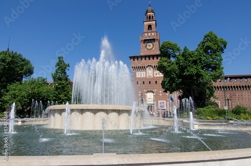 Fontana del Castello Sforzesco - Milano photo