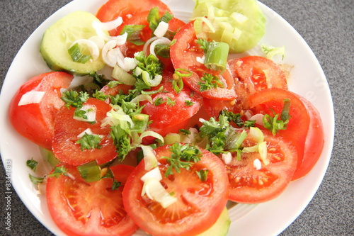 frischer Tomatensalat