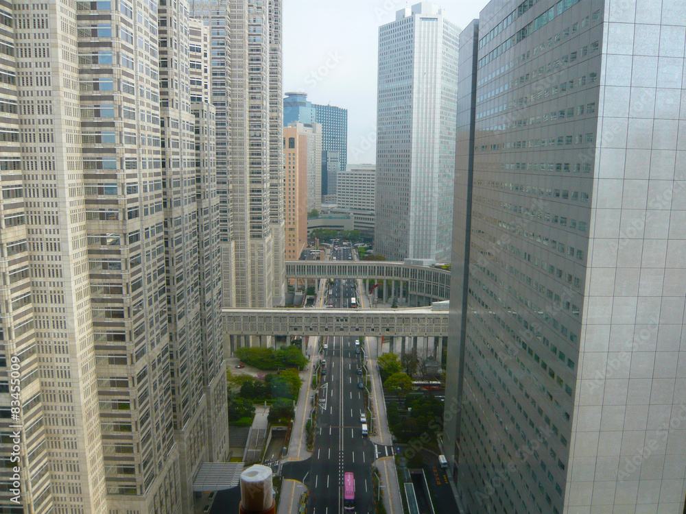 Fototapeta premium road through the building perspective shinjuku
