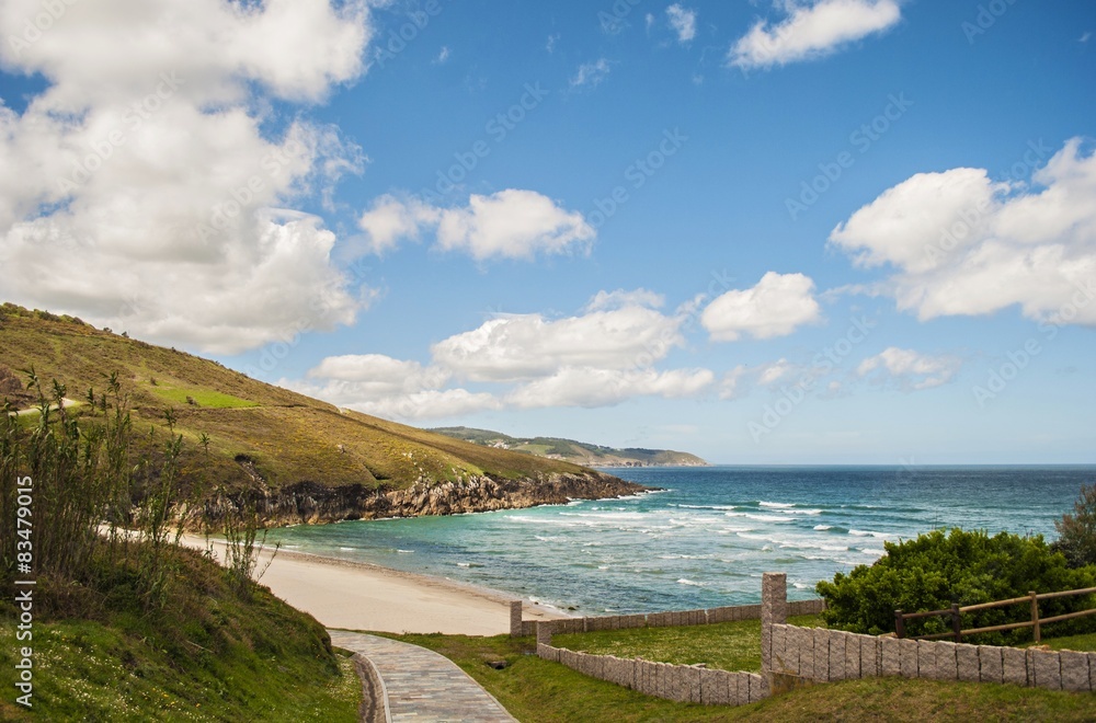 Vista de playa en el noroeste de España. 