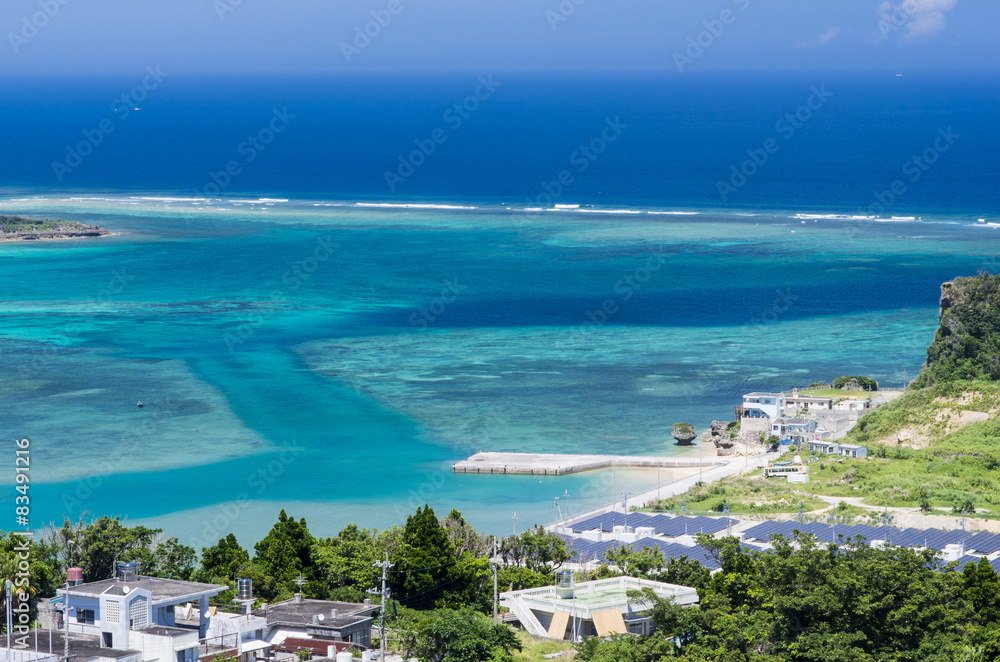 沖縄　うるま市の綺麗な海