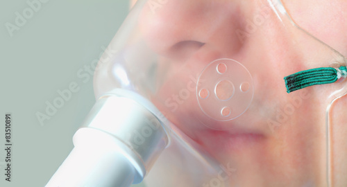 Fotografia Patient in oxigen mask