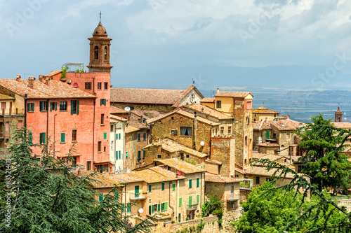 Canvas Print Old town Montepulciano