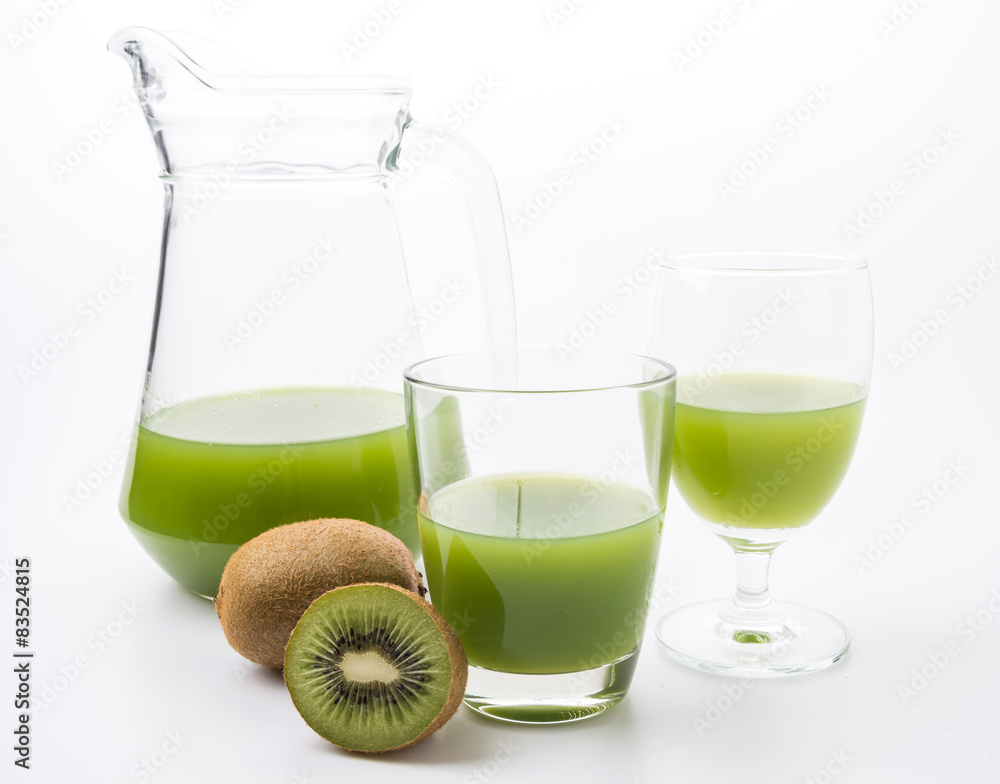 Kiwi fruit and kiwi juice Kiwi fruit and kiwi juice