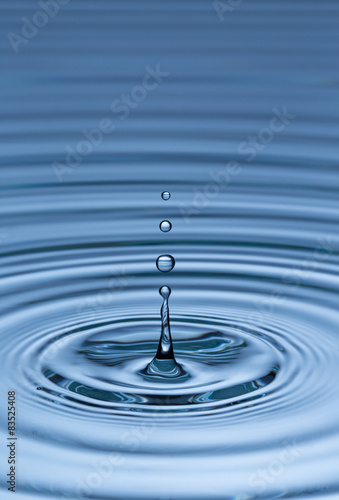 Water drop in freeze motion