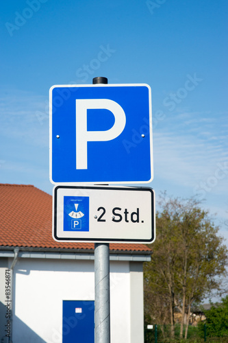 Parking sign / Parking sign with two hours of parking time