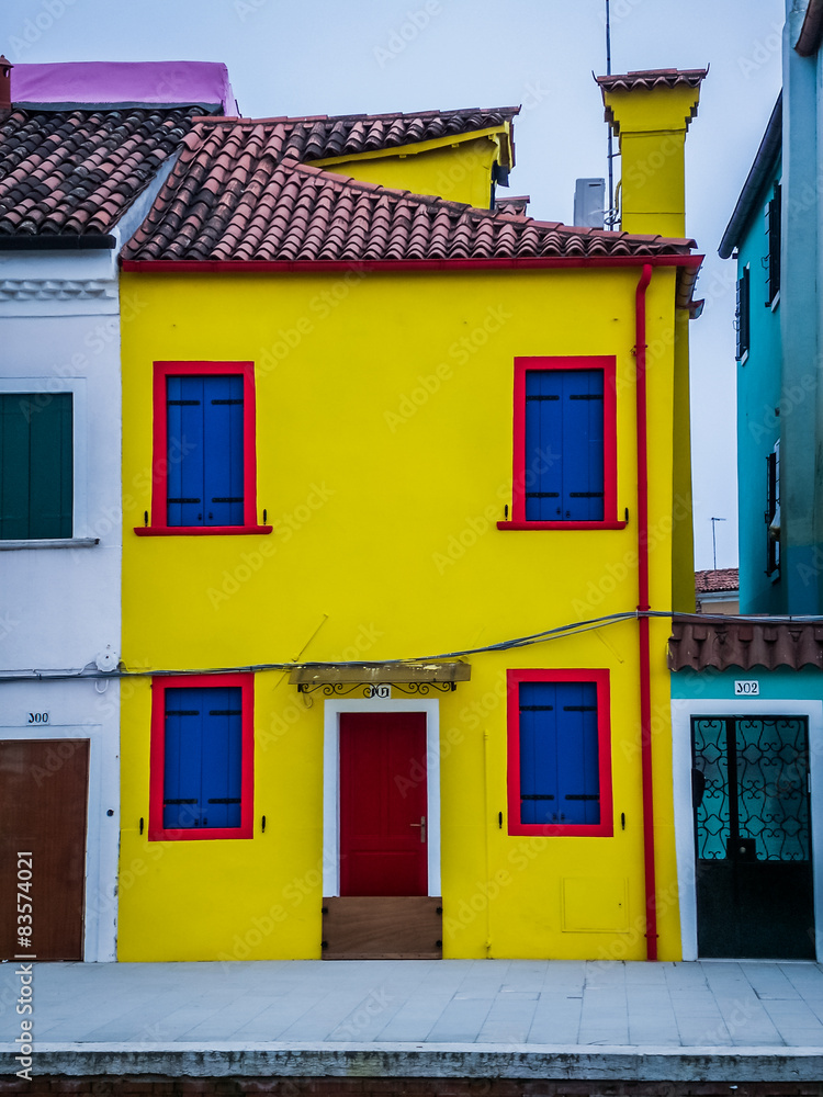 Venise Burano et ces façades colorées