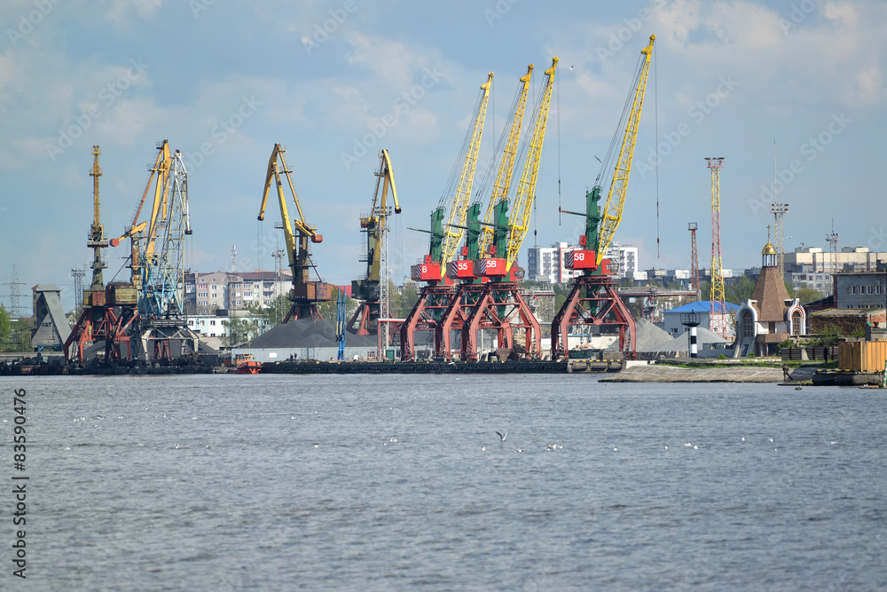 KALININGRAD, RUSSIA - MAY 03, 2015: Cranes in the Kaliningrad tr