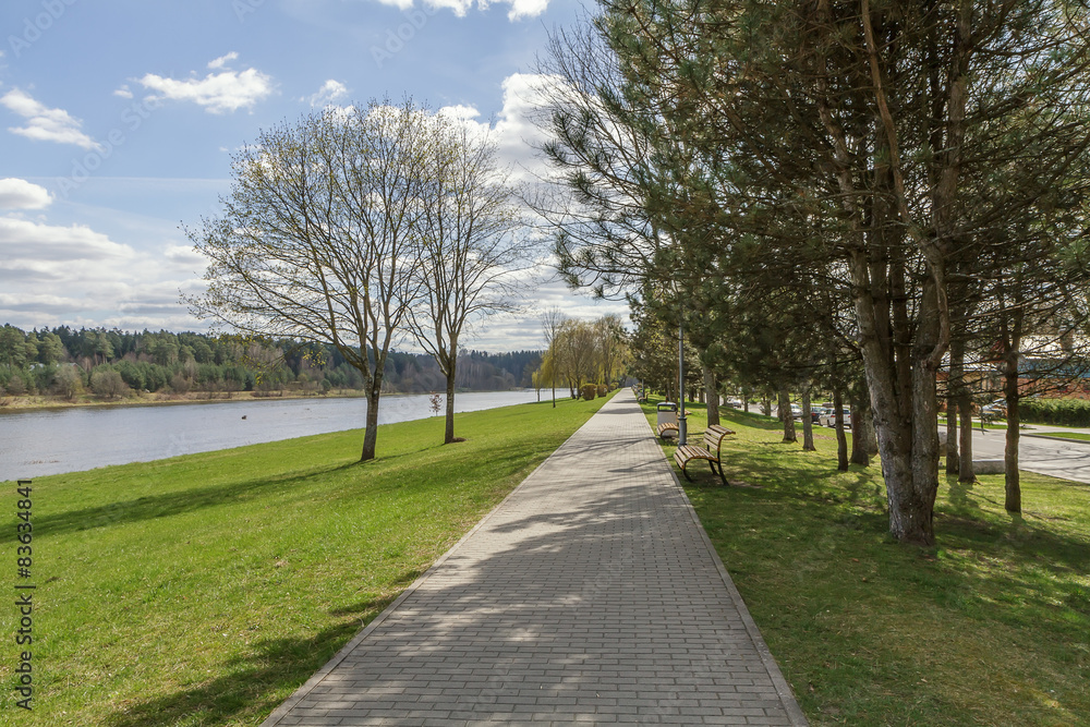 The trail along the river
