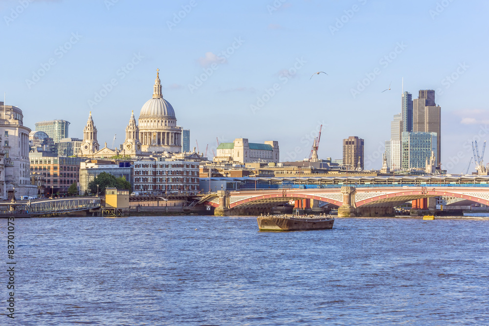 Naklejka premium Bridges and Embankment of the River Thames. London, UK. 