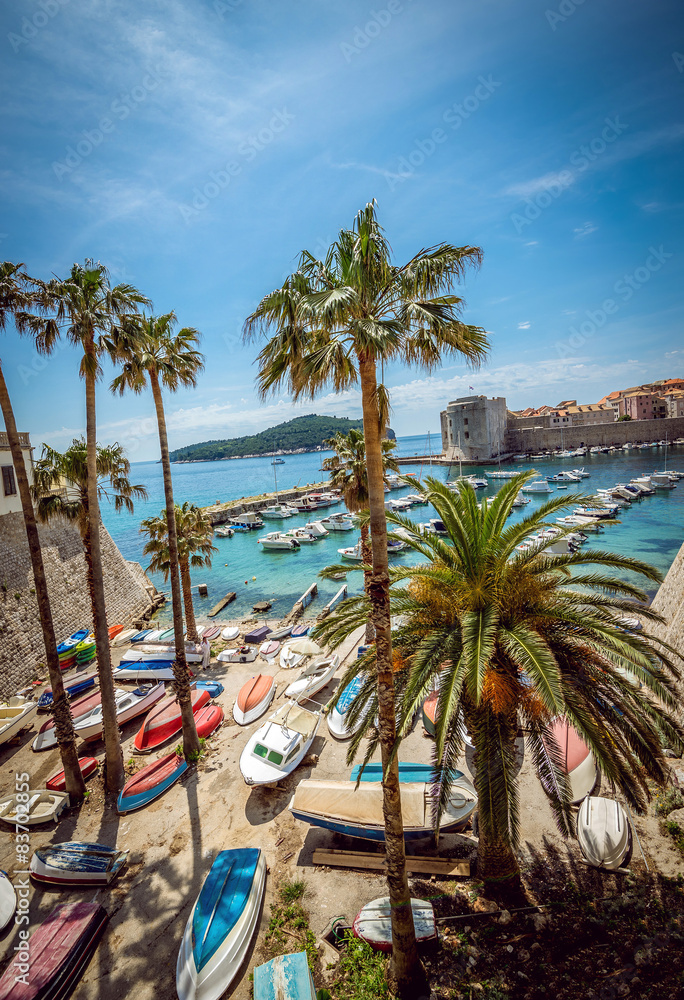 Naklejka premium Dubrovnik small harbor