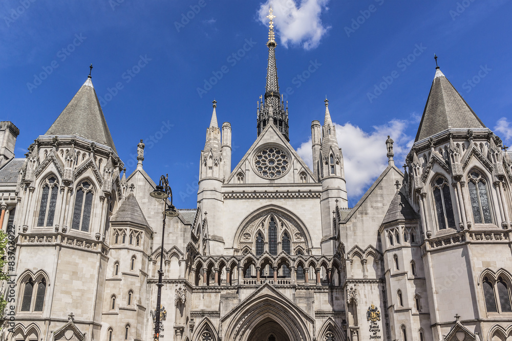 Royal Courts of Justice (1882). London, UK.