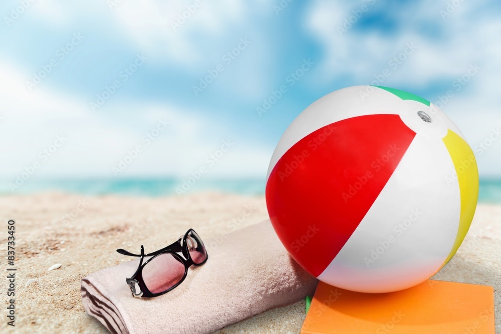 Obraz premium Summer, Beach Ball, Sunglasses.