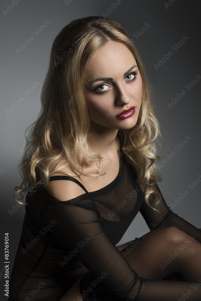 Naklejka premium sexy girl with stockings