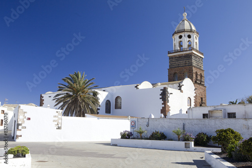 Torre de la Iglesia de Ntra. Señora de Guadalupe photo