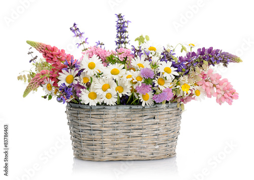 Fototapeta Naklejka Na Ścianę i Meble -  basket with wildflowers
