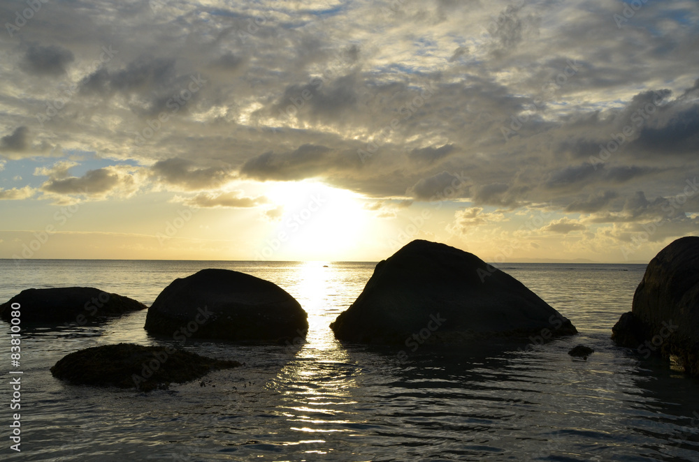 Coucher de soleil sur la mer