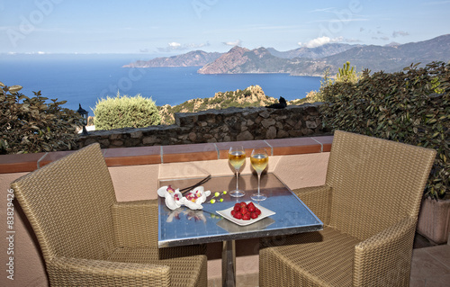 romantic drink in corsica with strawberries and wine