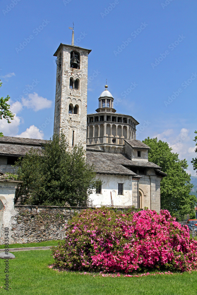 Madonna di Campagna; chiesa con campanile romanico; Verbania Stock