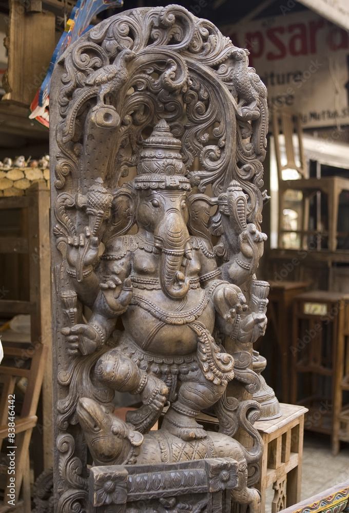 MUMBAI, INDIA - may 2014: Statue of Ganesha on Chor Bazaar - Ant